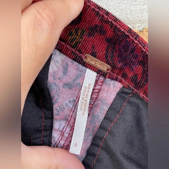 Free people Tailored Crop Cord Flares size 6 - Picture 7 of 9